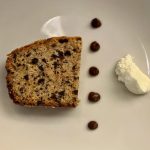 チョコとアーモンドチップのケーキ